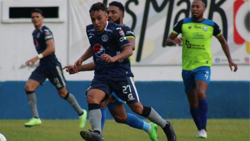 Para José Humberto Rivera, el Olancho FC se quedó corto en el resultado contra Motagua.