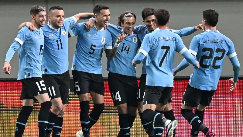 La selección de Uruguay se despidió de la mini gira por Asia con un triunfo 2-1 sobre Corea del Sur.