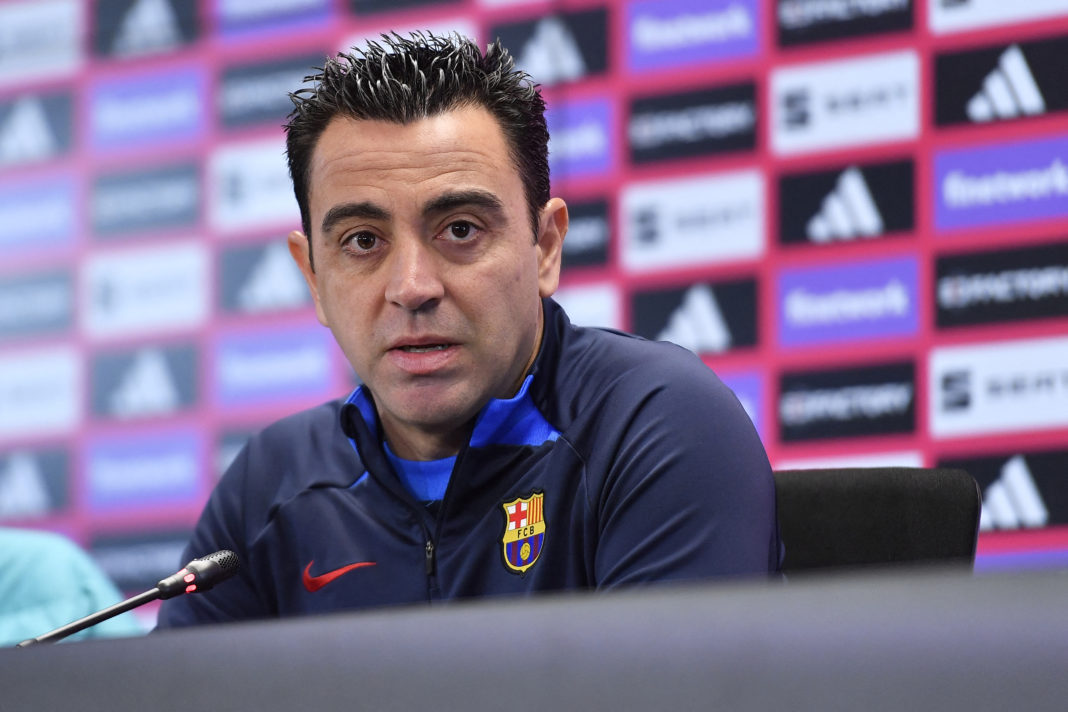 En el Barcelona se habla de la renovación del contrato del técnico Xavi Hernández.