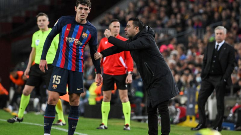 El técnico del Barcelona, Xavi Hernández, no se siente todavía campeón.