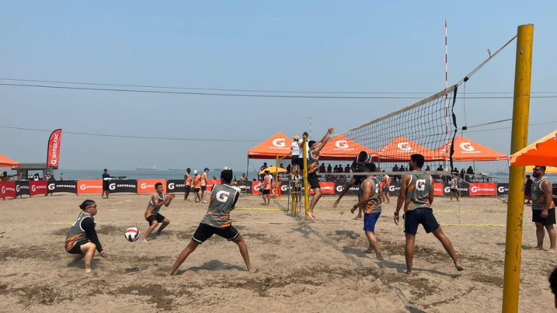 Con la participación de 142 volibolistas inicio en la Playa Municipal de Puerto Cortés La Copa Gatorade de Volibol de Playa.