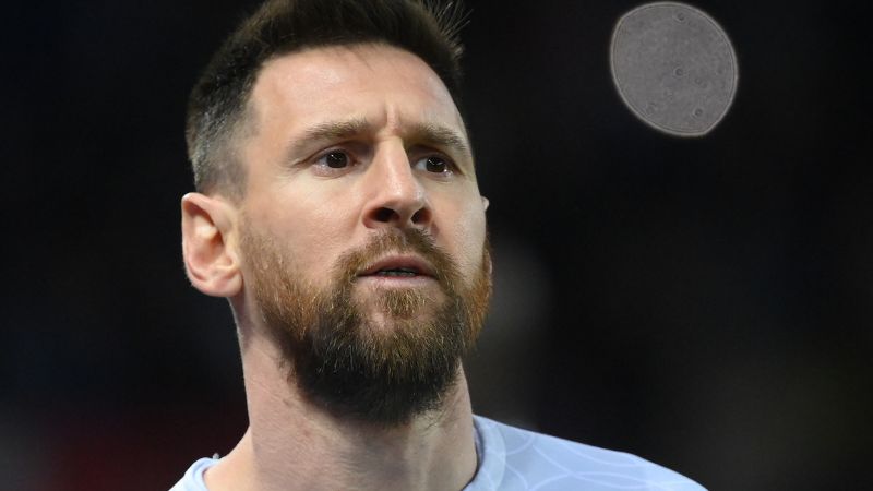 El nombre de Lionel Messi fue abucheado nuevamente en el estadio Parque de los Príncipes.