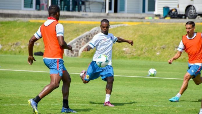 El delantero del Olimpia, Edwin Solany Solano, anunció que el domingo contra Potros de Olancho FC van por los tres puntos.