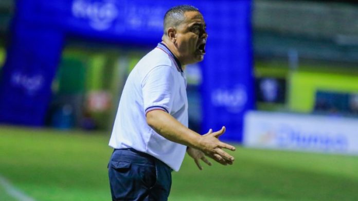 El técnico del Honduras Progreso, Jhon Jairo López, asegura que sigue soñando con mantener la categoría en Primera División.