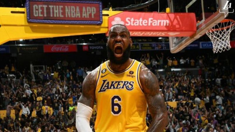 LeBron James está realizando una excelente serie de play offs con los Lakers.