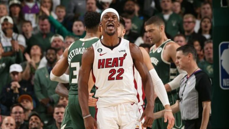 Los Miami Heat cumplieron su misión y eliminaron a los Milwaukee Bucks en los playffs de la NBA.