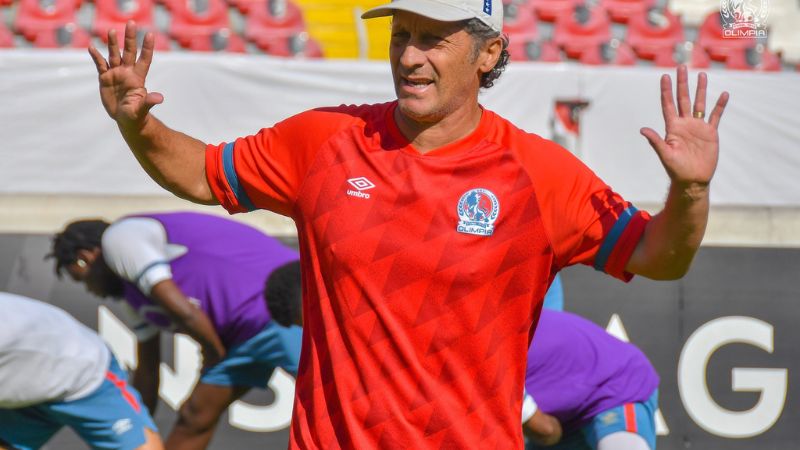 El técnico del Olimpia, Pedro Troglio, está en la mira del equipo Unión de Santa Fe de Argentina.