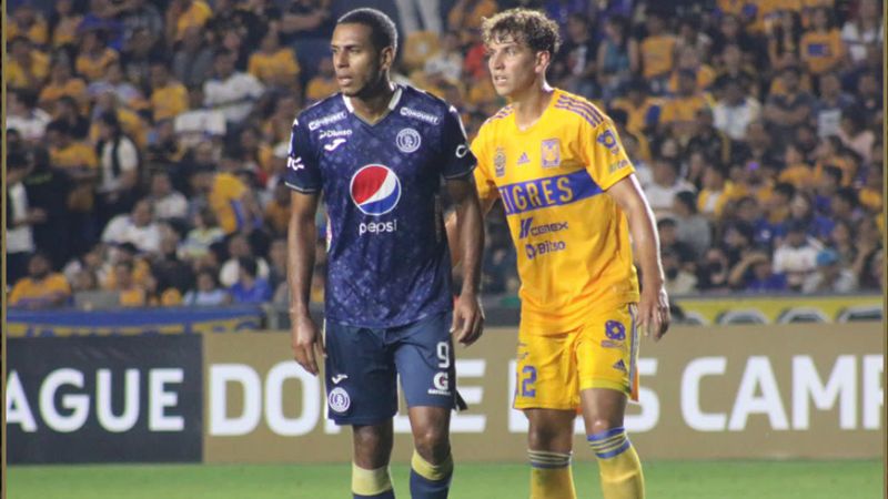 Motagua sufrió una de sus peores derrotas a nivel internacional en su visita a Tigres en el estadio "El Volcán" de Monterrey.