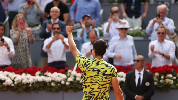 El tenista español Carlos Alcaraz sigue intratable en el Masters 1000 de Madrid.