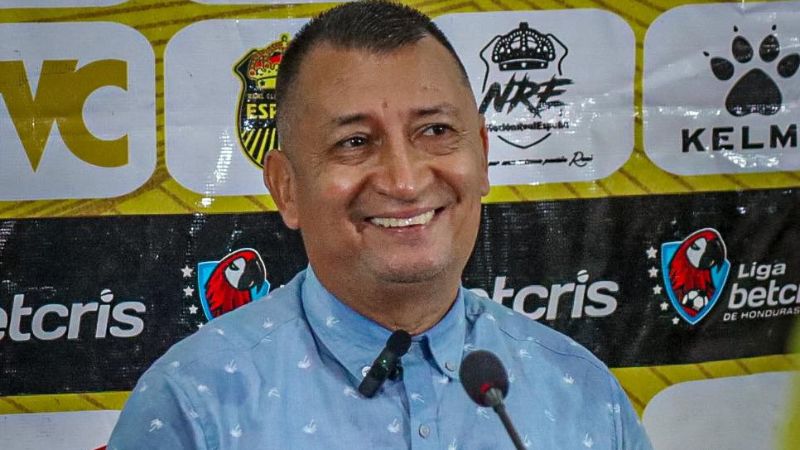 El técnico de Potros de Olancho FC, José Humberto Rivera, dijo que van en busca del tercer objetivo y es llegar a la final y ganarla.