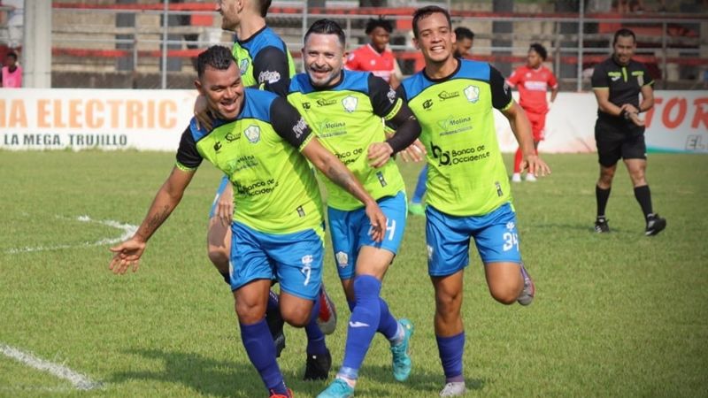 Los jugadores de Potros de Olancho FC esperan seguir haciendo historia en el fútbol profesional hondureño. Hoy están en semifinales y apuntan al título del torneo de Clausura.