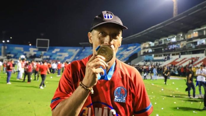 El técnico del Olimpia, Pedro Troglio, dijo que su equipo es el mejor de Honduras y de Centroamérica.