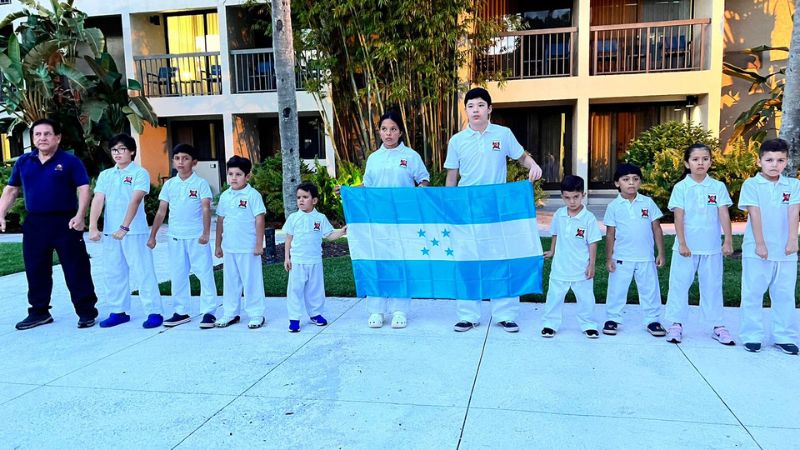 La delegación hondureña estuvo integrada por jóvenes que buscaron en todo momento subir al podio de los vencedores.