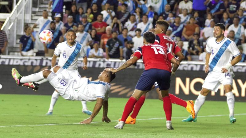 La selección de Guatemala cumplió con su misión y le ganó 1-0 a Cuba.