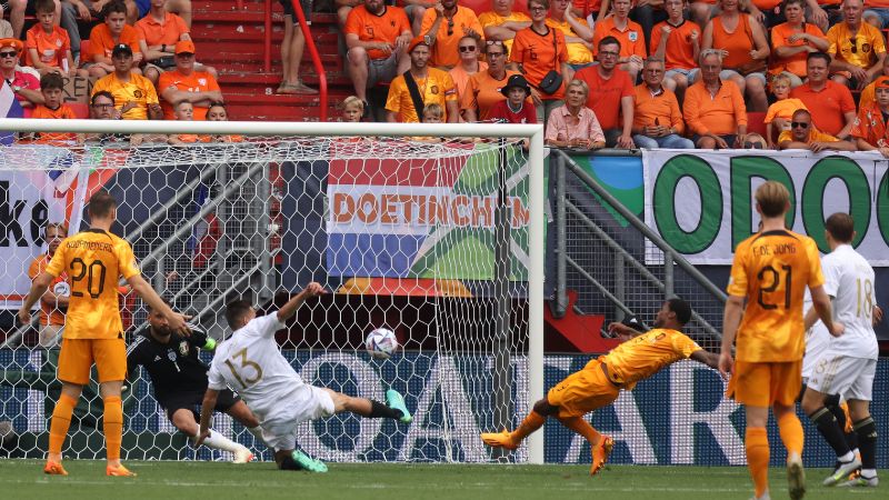 En el partido por el tercer lugar de la Liga de Naciones de la UEFA, Italia le ganó 3-2 a Países Bajos.