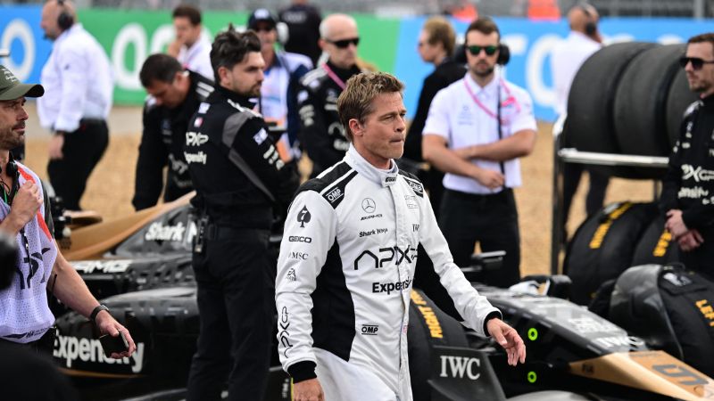 El actor Brad Pitt estuvo presente en el Gran Premio de Gran Bretaña de la Fórmula 1, de este domingo.