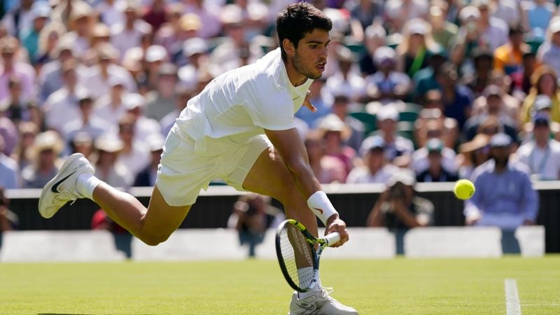 El español Carlos Alcaraz tuvo que sufrir más de la cuenta para vencer al chileno Nicolás Jerry en Wimbledon.