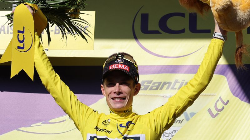 El danés Jonas Vingegaard sigue conservando la camisa amarilla del Tour de Francia.