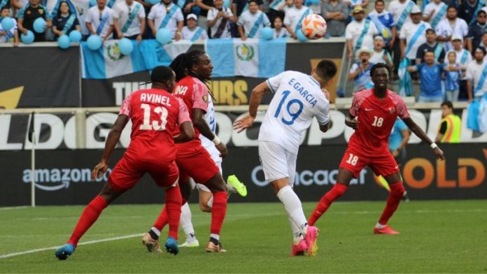 Guatemala le ganó 3-2 a Guadalupe para quedarse con el primer lugar del Grupo D de la Copa Oro.