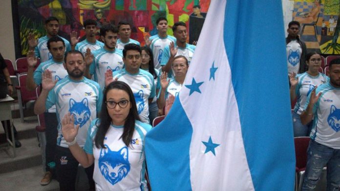 Los atletas de la UPNFM juraron defender con gallardía los colores patrios en los Juegos Deportivos Universitarios.