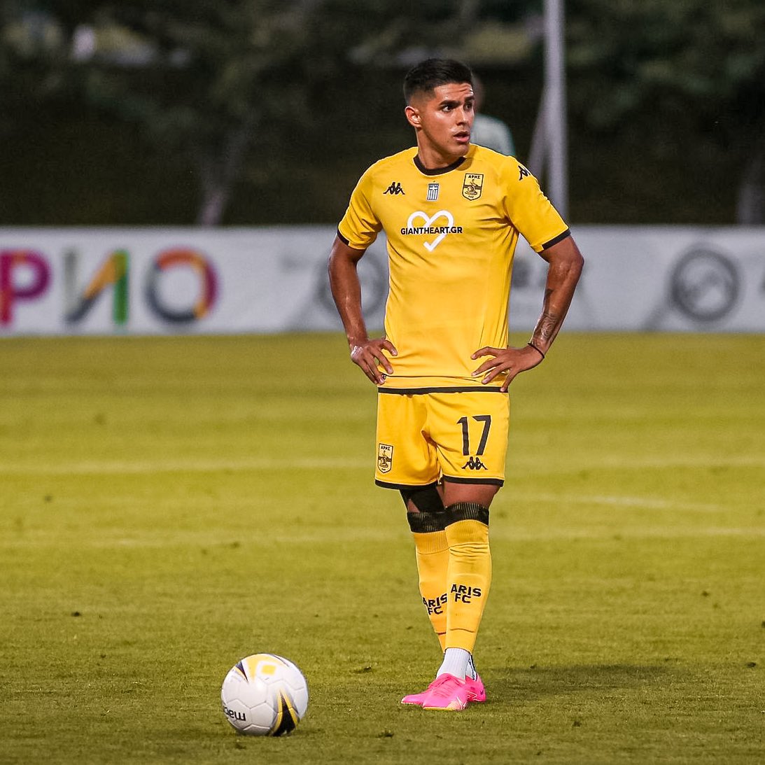 Luis Palma se mantiene a la espera de una oportunidad en otra liga europea.