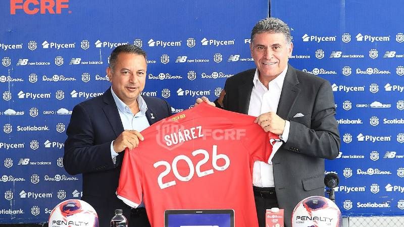 Luis Fernando Suárez había renovado hasta el año 2026, precisamente después del Mundial en Estados Unidos, México y Canadá.