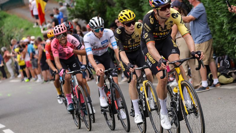 El Tour de Francia está lleno de emociones y sin un candidato firme para coronarse ganador.