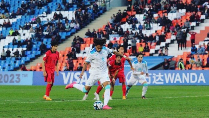 David Ruiz ya vistió la camisa nacional y fue en el Mundial Sub-20 realizado en Argentina.