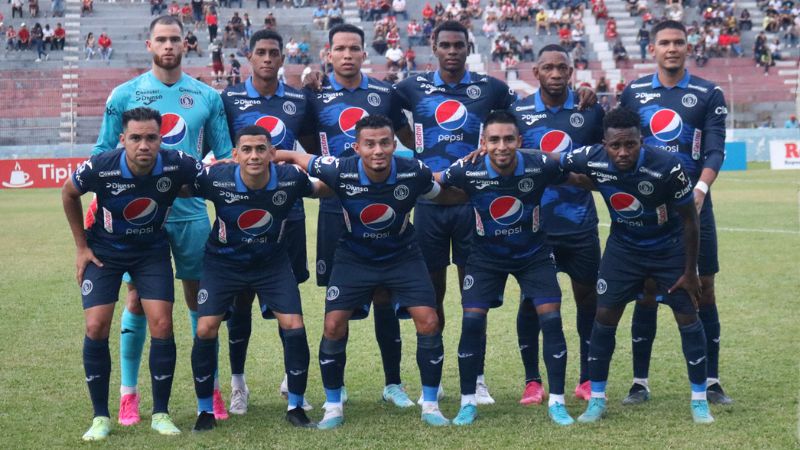 Luis Vega jugó su primer partido de titular con Motagua frente al Vida en La Ceiba.