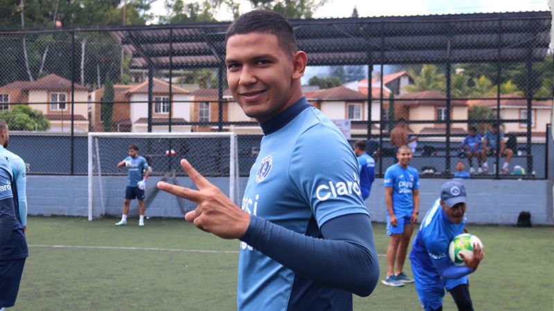 El defensa central, Luis Vega, podría debutar con Motagua este domingo frente a su antiguo equipo, Marathón.