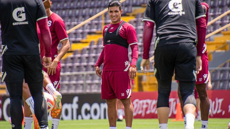 El delantero hondureño, Michaell Chirinos, dice sentirse feliz en el Saprissa y en Costa Rica.