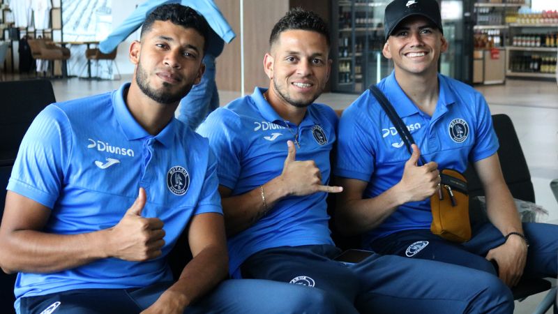 Los jugadores de Motagua viajaron este martes a Costa Rica para enfrentar el jueves a la Liga Deportiva Alajuelense por la Copa Centroamericana de Concacaf.