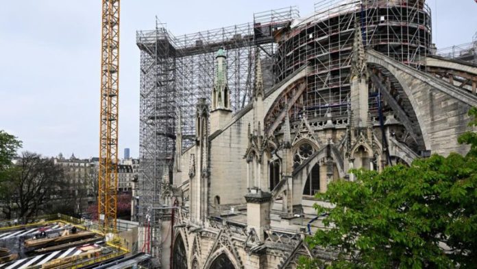 La aguja de la catedral de Notre Dame será instalada previo a la inauguración de los Juegos Olímpicos de París 2024.