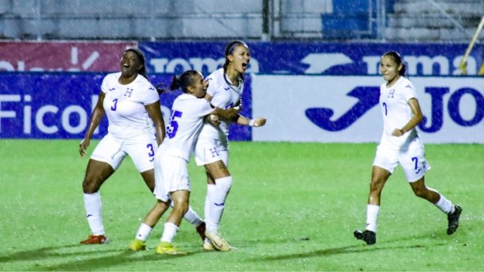 La capitana y goleadora, Bárbara Murillo, dijo confiar en sus compañeras para los partidos que vienen contra El Salvador.