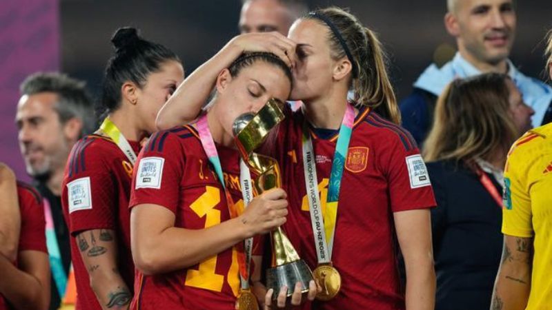 Las jugadoras españolas no han celebrado como quisieran la obtención del Mundial femenino.