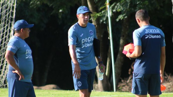 El técnico de Motagua César Vigevani debutará como DT de los azules frente a Potros de Olancho FC en el estadio Marcelo Tinoco de Danlí.