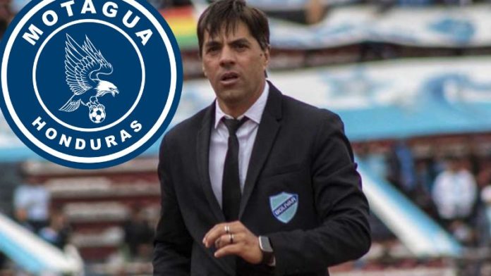 La directiva del Motagua se decidió por el argentino César Vigevani, para sustituir en la dirección técnica a Ninrod Medina.