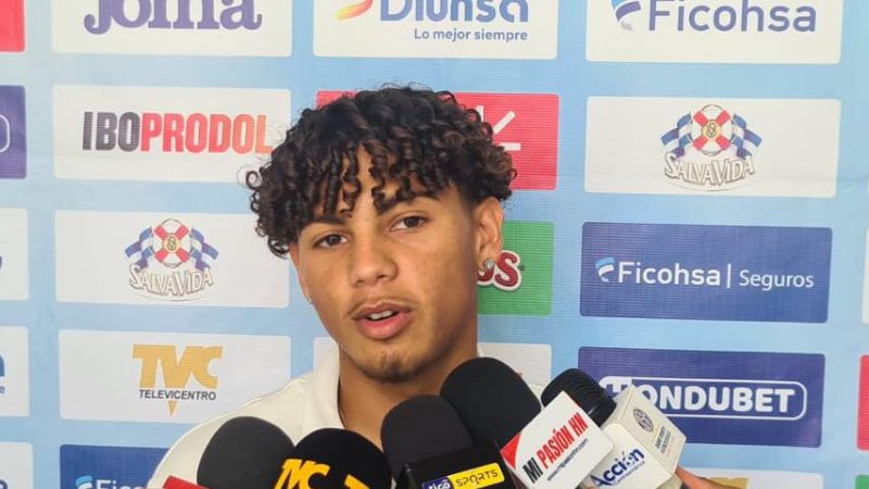 El joven mediocampista David Ruiz dijo estar físicamente listo para debutar con la H frente a Jamaica, el próximo viernes.