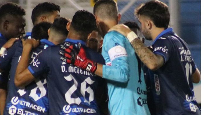 Los jugadores de Motagua se quedaron sin ideas frente a un ordenado y aplicado Real Sociedad.