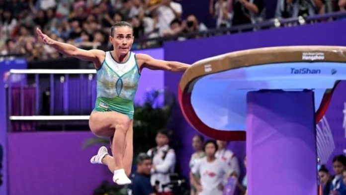 A sus 48 años, la gimnasta Oksana Chusovitina sueña con estar en los próximos Juegos Olímpicos de París.