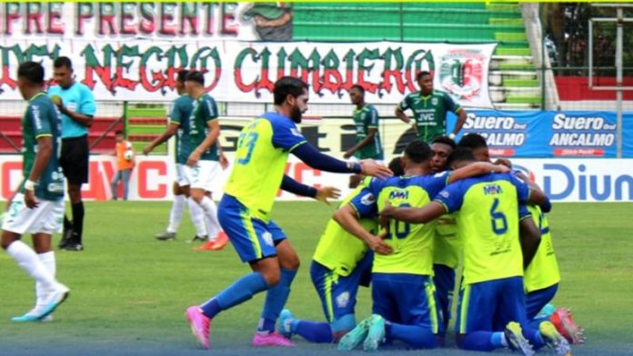 Los Potros de Olancho FC celebraron en el estadio Yankel Rosenthal con su triunfo sobre Marathón.