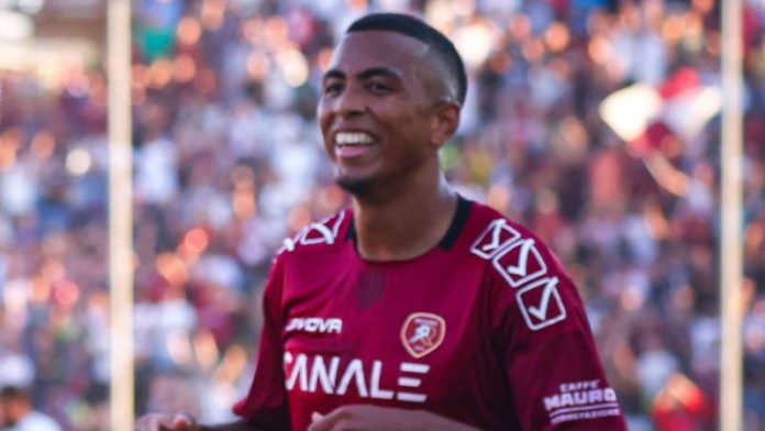 El hondureño Rigoberto Rivas dejó a la Reggina de Italia y se decidió por el equipo turco Hatayspor.