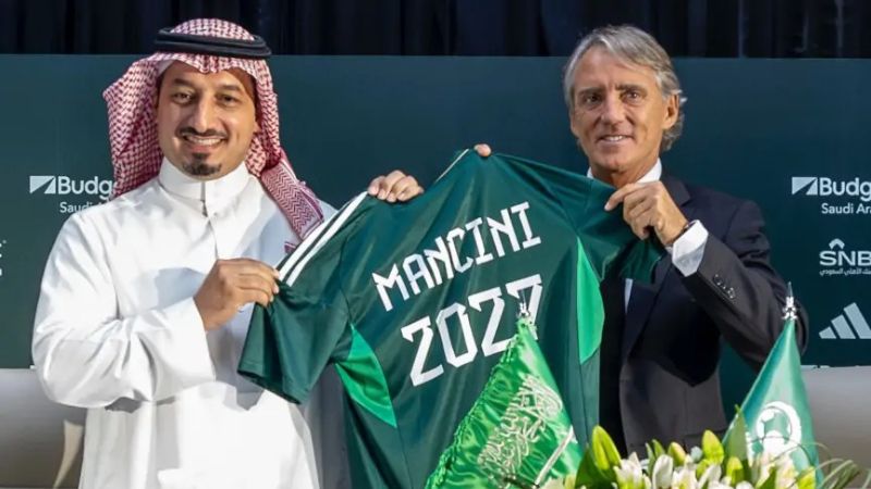 Roberto Mancini es actualmente seleccionador de Arabia Saudita hasta el año 2027.