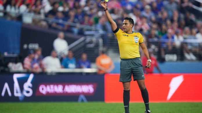 El internacional árbitro hondureño, Saíd Martínez, dirigirá el partido entre Guatemala y Panamá.