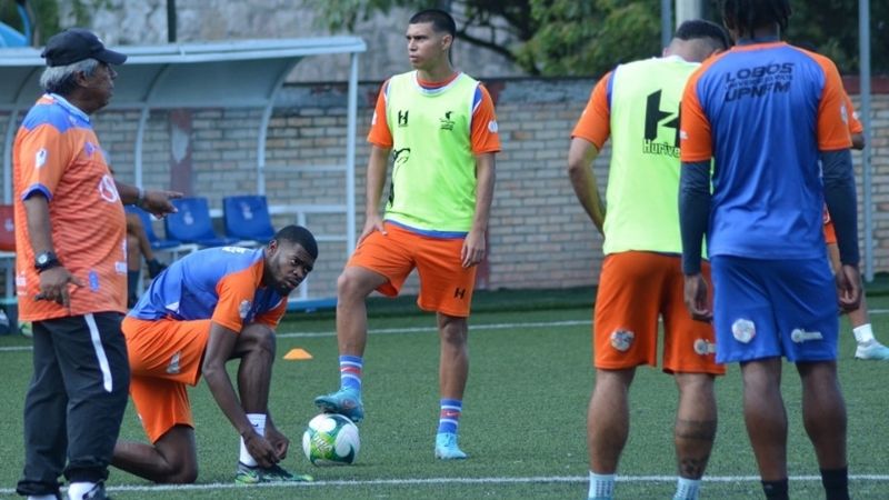 Con su experiencia, "Primi" Maradiaga tiene la misión de sacar a los Lobos UPNFM del sótano del torneo de Apertura.