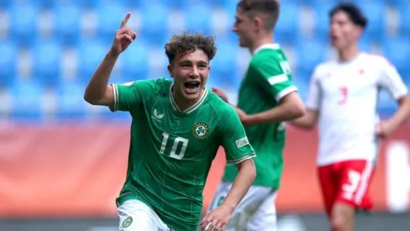 Razi celebrando su gol ante Hungría. 