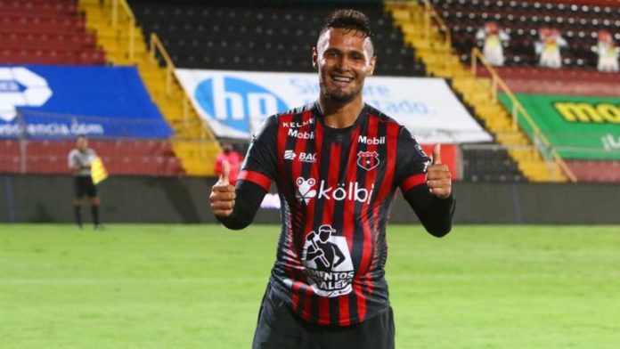 Alex López se encuentra en duda para el duelo de vuelta contra el Real Estelí por la Copa Centroamericana.