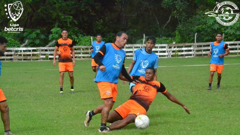 Los jugadores de Génesis Comayagua ya comenzaron a preparar el partido contra Olimpia que cerrará las vueltas regulares del torneo de Apertura. 
