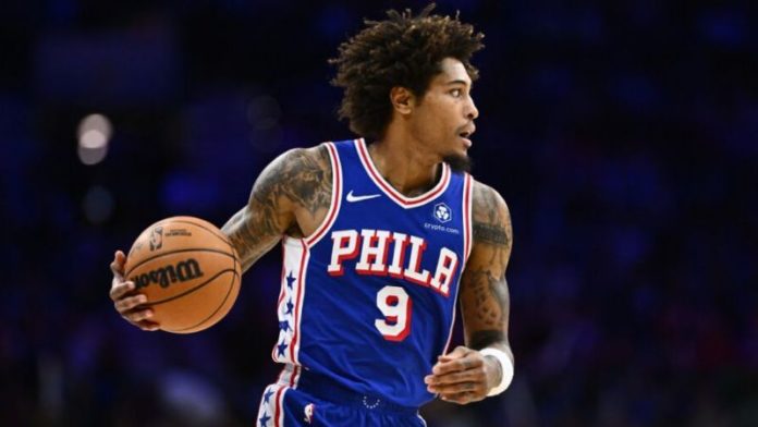 Kelly Oubre Jr., alero de los Philadelphia 76ers fue atropellado por un auto.