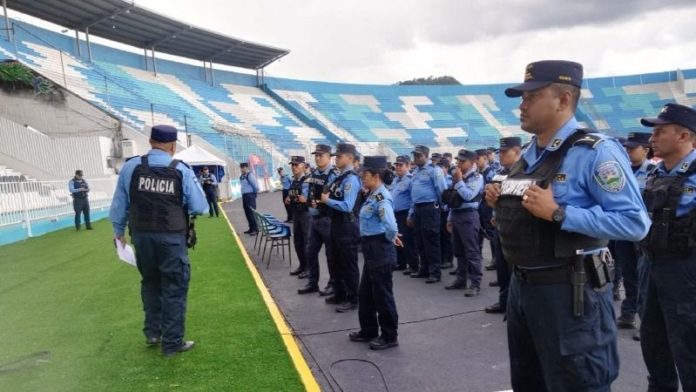 Un total de mil policías garantizarán la seguridad del partido Honduras frente a México.